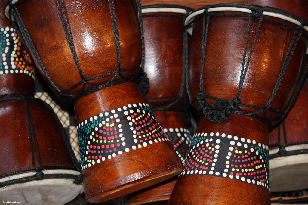 Fondos e Imágenes de instrumentos musicales Fondos e Imágenes de instrumentos musicales